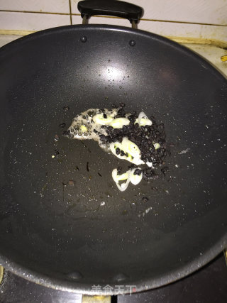 豉香尖椒荷包蛋的做法步骤：5
