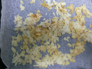 烘焙新手也可以轻松献上的烘焙礼物——杏仁奶油蛋糕的做法步骤：9