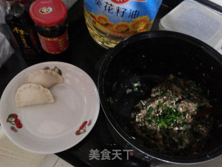 手工饺子的做法步骤：4