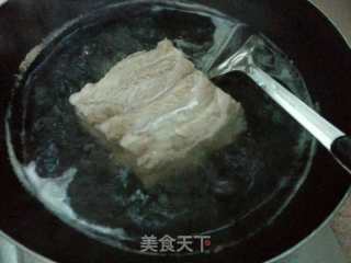 东坡肉的做法步骤：2
