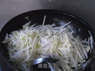 尖椒炒苤蓝的做法步骤：6