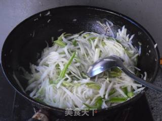 尖椒炒苤蓝的做法步骤：7