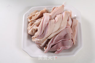 蛏干猪肚汤的做法步骤：2