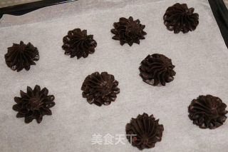 巧克力泡芙的做法步骤：10