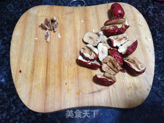 枣泥香蕉土司的做法步骤：2