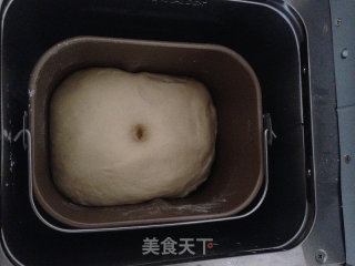 简单好吃——火腿面包卷的做法步骤：2