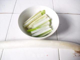 椒盐葱油饼的做法步骤：1