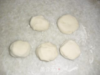 椒盐葱油饼的做法步骤：7