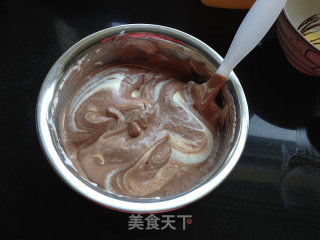 大理石戚风蛋糕的做法步骤：11