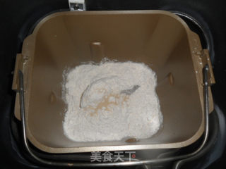 圣诞树面包的做法步骤：1