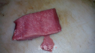 洋参高丽参炖痩肉蛊的做法步骤：1
