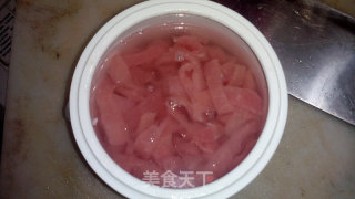 洋参高丽参炖痩肉蛊的做法步骤：3