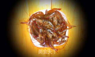 铁板基尾虾的做法步骤：1