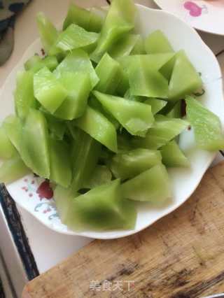 莴笋排骨汤的做法步骤：8