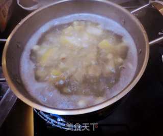 止咳润喉梨汤的做法步骤：3