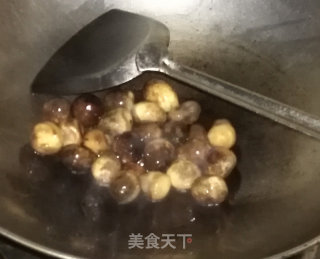 香肠炒草菇的做法步骤：7
