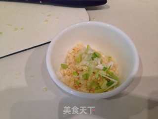 蒜蓉粉丝蒸扇贝的做法步骤：4