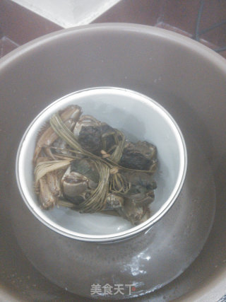 清蒸大闸蟹的做法步骤：4