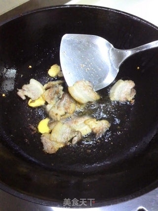 白萝卜烧五花肉的做法步骤：6