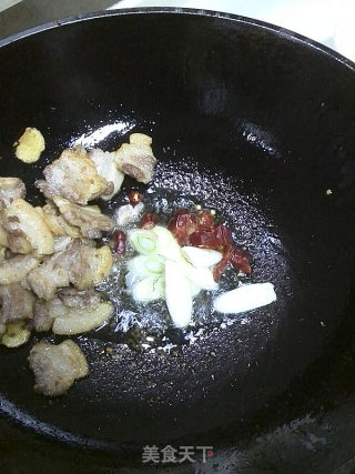 白萝卜烧五花肉的做法步骤：7
