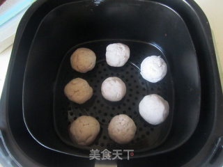 蔓越莓芋泥杏仁球的做法步骤：8