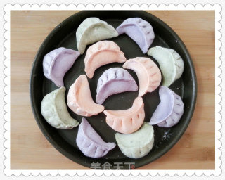 彩色饺子的做法步骤：9