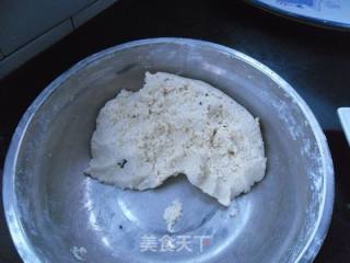 豆渣芝麻团的做法步骤：2