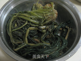 黄豆炒雪里蕻的做法步骤：1