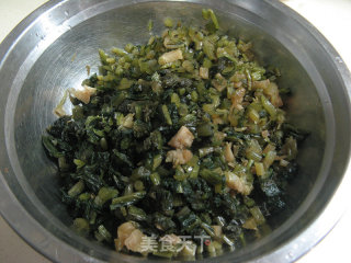 黄豆炒雪里蕻的做法步骤：3