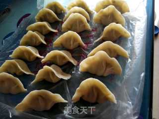 猪肉芹菜水饺的做法步骤：6