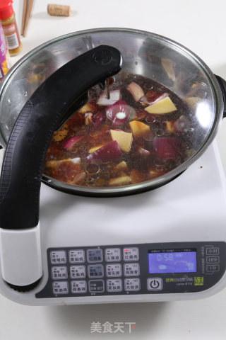 红酒咖喱烩羊肉的做法步骤：3