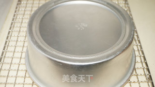 ”圣诞老人在开会“奶油蛋糕的做法步骤：16