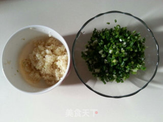 蒜蓉扇贝蒸粉丝的做法步骤：8