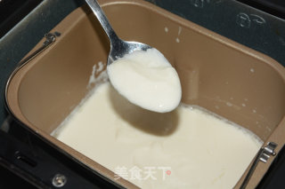 自制酸奶（面包机做美味酸奶）的做法步骤：7