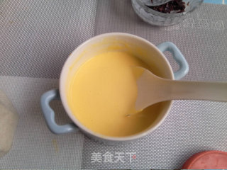 火龙果酸奶戚风的做法步骤：5