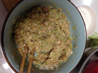 猪肉白菜饺子的做法步骤：3