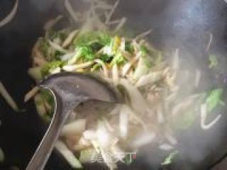 杏鲍菇炒乌菜的做法步骤：5