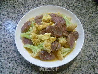 鸡蛋麻辣肠炒花菜的做法步骤：13