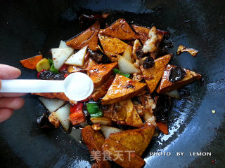 好吃不贵-豆腐聚会-酱烧家常豆腐的做法步骤：16