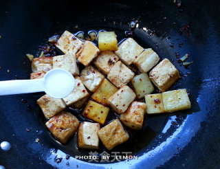 同福同福同福~豆腐土豆烧肉的做法步骤：9