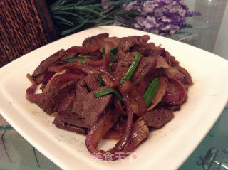 宝宝食谱--------洋葱炒猪肝的做法步骤：6