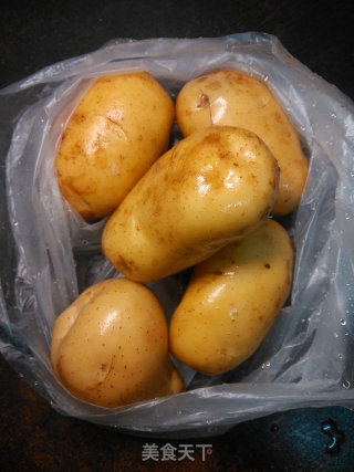 土豆泥沙拉的做法步骤：1