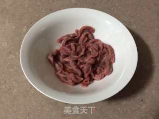 港式炸酱面的做法步骤：1