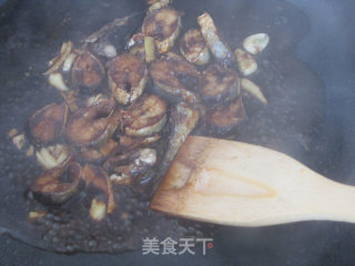 糖醋秋刀鱼的做法步骤：7