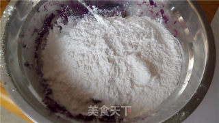 紫薯糯米饼的做法步骤：3