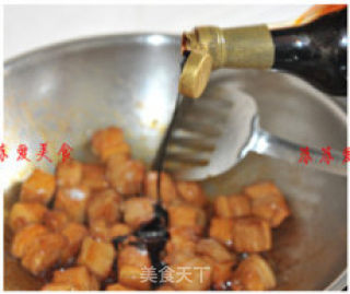 虎皮蛋焖红烧肉怎样做最好吃的做法步骤：5