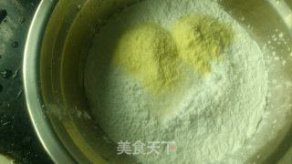 菠萝糯米糍的做法步骤：1