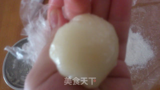 菠萝糯米糍的做法步骤：4