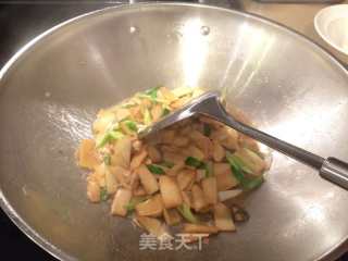 爆炒猴头菇的做法步骤：6