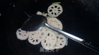 葱香藕片的做法步骤：6
